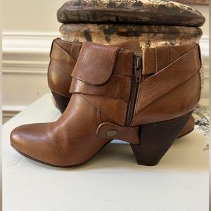 REDUCED Schuyler & Sons Brazil Leather Boot women’s 9. Western style!